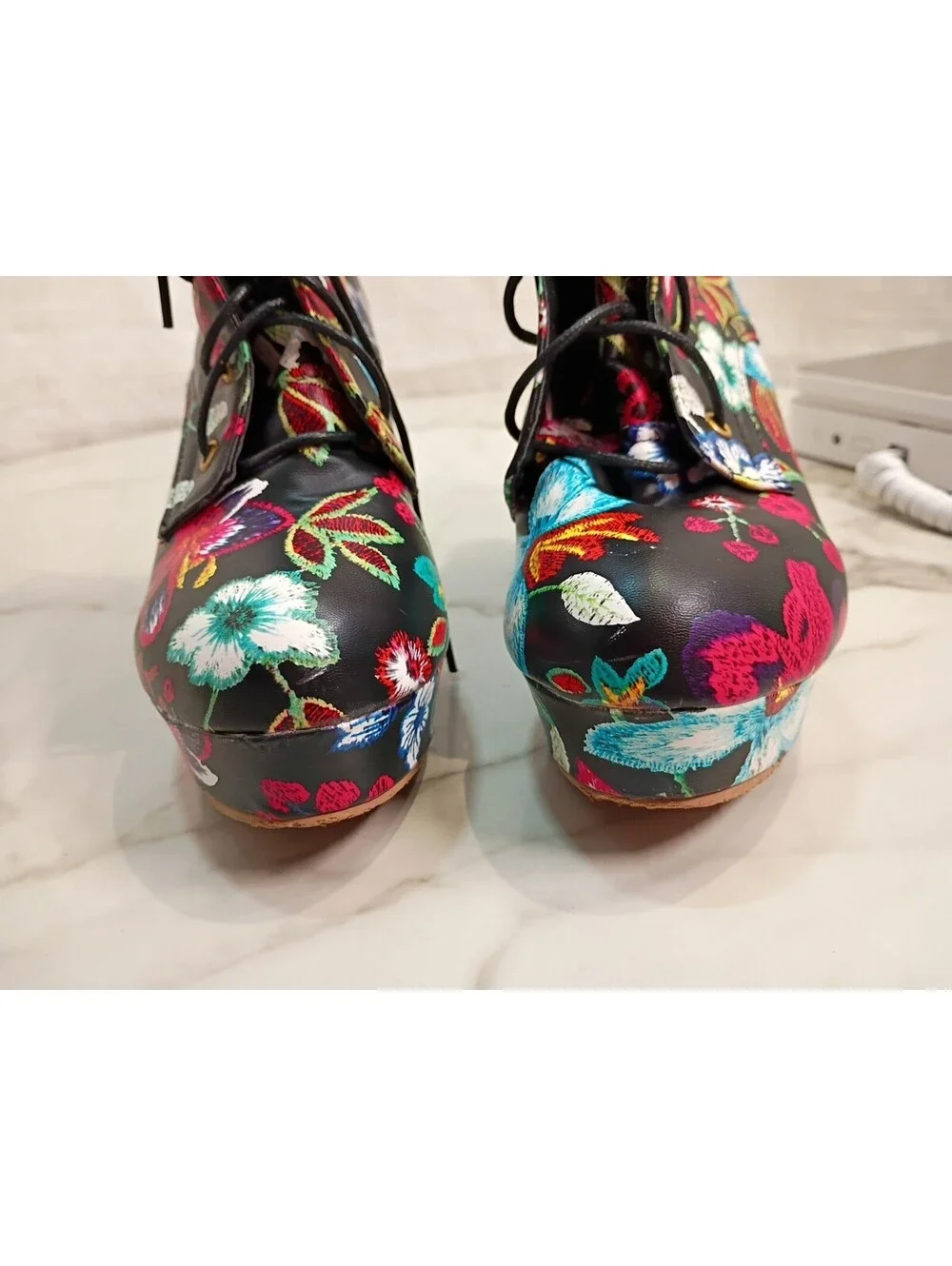 Womens Faux Leather Lace Up Platform Block Heels Embroidery Floral Ankle Boots